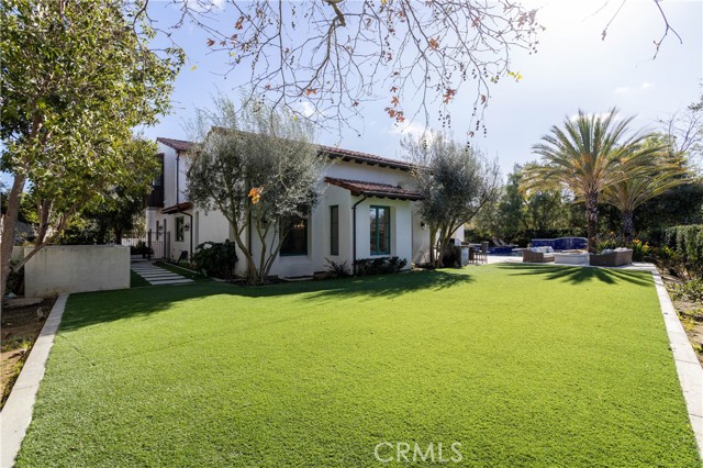 Detail Gallery Image 32 of 34 For 25 Blue Grass, Irvine,  CA 92603 - 6 Beds | 6/3 Baths