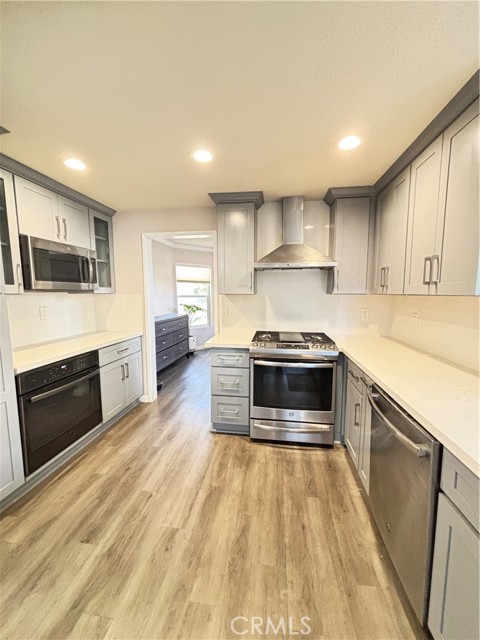 Detail Gallery Image 6 of 12 For 22 Cordoba, Irvine,  CA 92614 - 4 Beds | 3 Baths