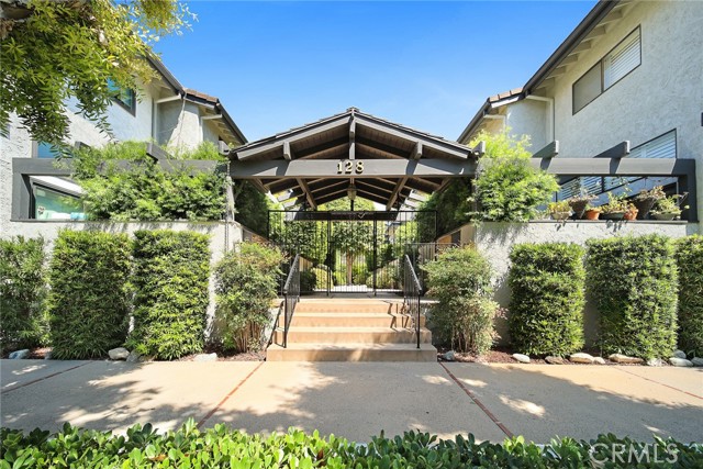 MLS# SW23162581