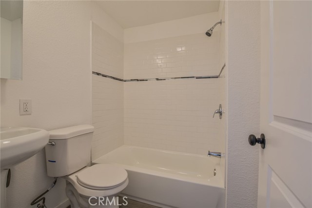 Detail Gallery Image 33 of 62 For 10115 Avalon Bld, Los Angeles,  CA 90003 - 3 Beds | 2 Baths