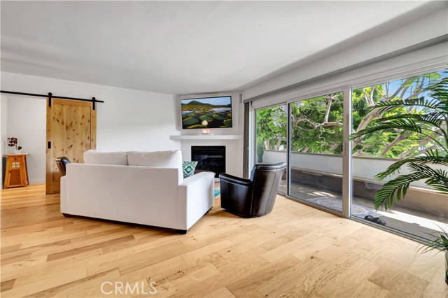 8710 Delgany Avenue, Playa del Rey CA: https://media.crmls.org/medias/24a5960e-ebd8-4a16-9e02-c8bced392556.jpg