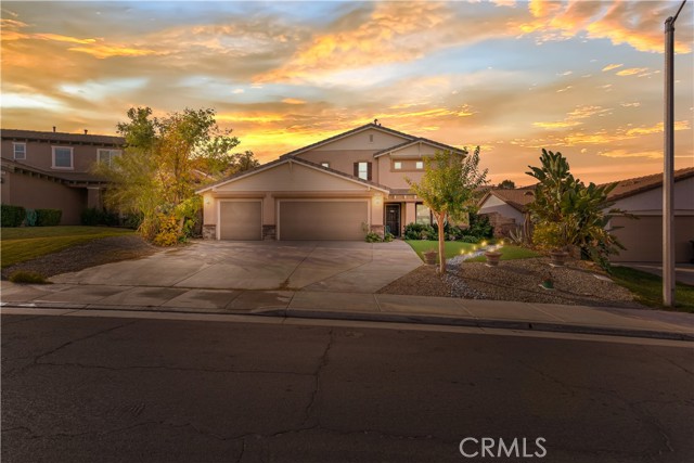 Detail Gallery Image 5 of 36 For 23613 Canyon Heights Dr, Menifee,  CA 92587 - 6 Beds | 2/1 Baths