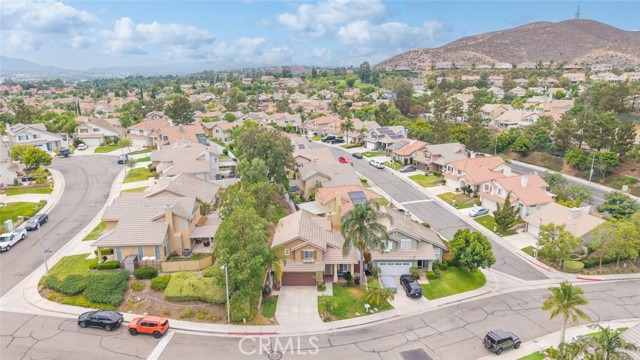 560 Shenandoah Road, Corona CA: https://media.crmls.org/medias/24a5ecab-50c4-4fbe-98b1-732c11e62faa.jpg