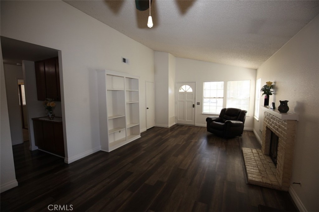 MLS #SW25228770 image #3