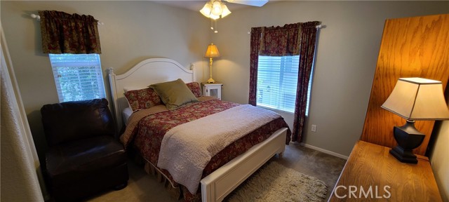 Detail Gallery Image 33 of 54 For 15723 Parkhouse Dr #59,  Fontana,  CA 92336 - 4 Beds | 2/1 Baths