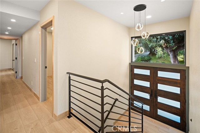 325 N Madison Avenue, Monrovia CA: https://media.crmls.org/medias/24a8f88a-fa56-455c-b848-f3f0178ff6d4.jpg