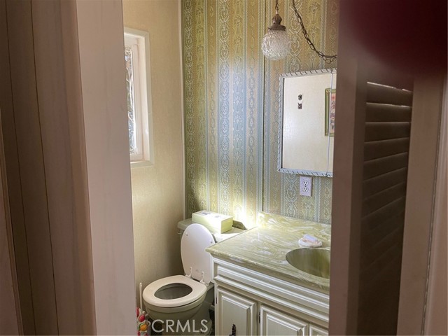 Detail Gallery Image 8 of 16 For 8405 Oak Glen Rd, Cherry Valley,  CA 92223 - 2 Beds | 1/1 Baths