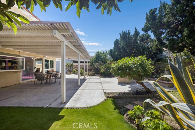 Detail Gallery Image 45 of 58 For 18433 Santa Belinda, Fountain Valley,  CA 92708 - 5 Beds | 3/1 Baths