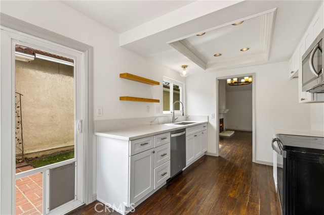 Detail Gallery Image 16 of 38 For 25011 Sunset, Laguna Hills,  CA 92653 - 2 Beds | 2 Baths