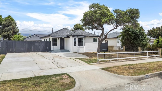Detail Gallery Image 1 of 42 For 781 Sycamore Ct, Upland,  CA 91786 - 5 Beds | 3 Baths