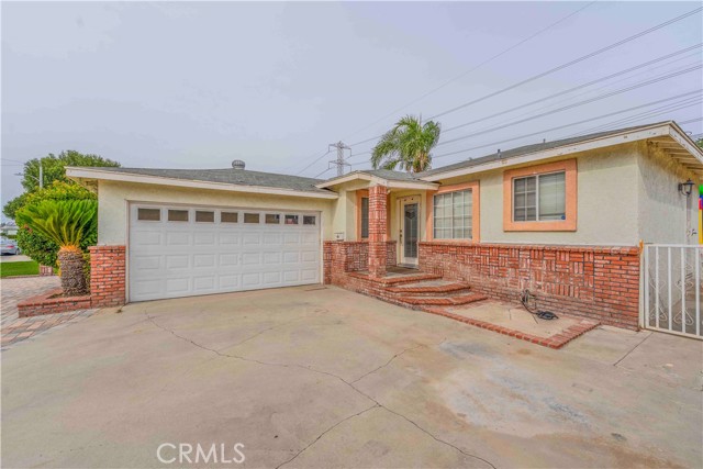 Front Image Thumbnail for CRDW26063882