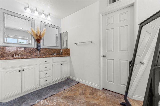 Image 20 of 32 For 1555 Lupine Cir