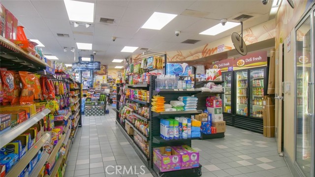 250 Atlantic Boulevard, East Los Angeles CA: https://media.crmls.org/medias/24ac8c32-513b-427b-9968-aab5587ed2d9.jpg