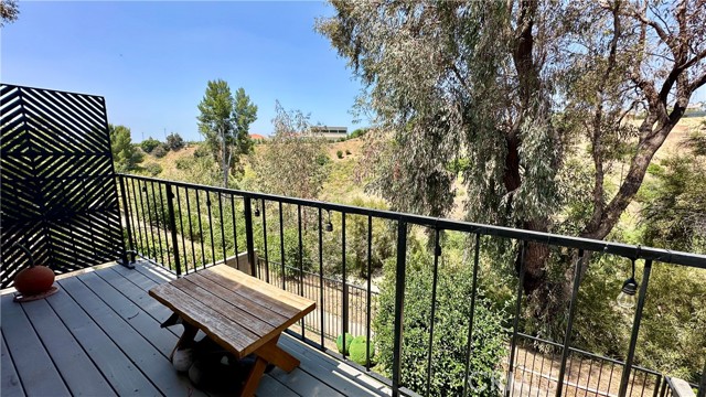 Detail Gallery Image 25 of 38 For 11467 Tampa Ave #154,  Porter Ranch,  CA 91326 - 3 Beds | 3 Baths