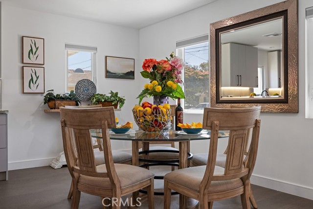 11245 Greenlawn Avenue, Culver City, California 90230, 5 Bedrooms Bedrooms, ,3 BathroomsBathrooms,Residential Lease,For Rent,11245 Greenlawn Avenue,CRSR25156538
