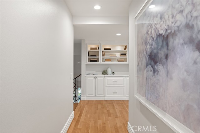 2567 Oakshore Drive, Westlake Village CA: https://media.crmls.org/medias/24ad46c6-a107-479f-ad06-3e6deeee2e70.jpg