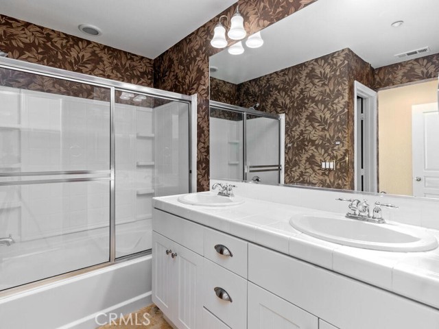 Detail Gallery Image 26 of 38 For 815 Harbor Cliff Way #239,  Oceanside,  CA 92054 - 3 Beds | 3/1 Baths