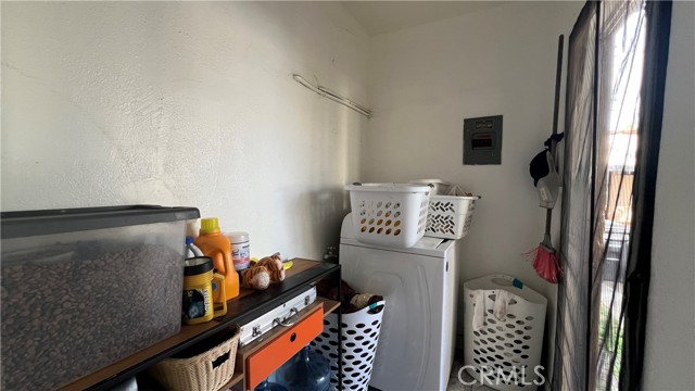 Detail Gallery Image 10 of 15 For 1313 S Woods Ave, East Los Angeles,  CA 90022 - 4 Beds | 2 Baths