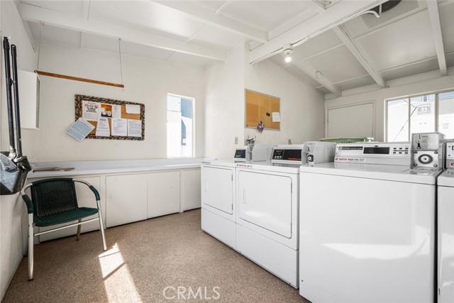 Detail Gallery Image 29 of 34 For 13660 Annandale Dr 21j M1,  Seal Beach,  CA 90740 - 1 Beds | 1 Baths