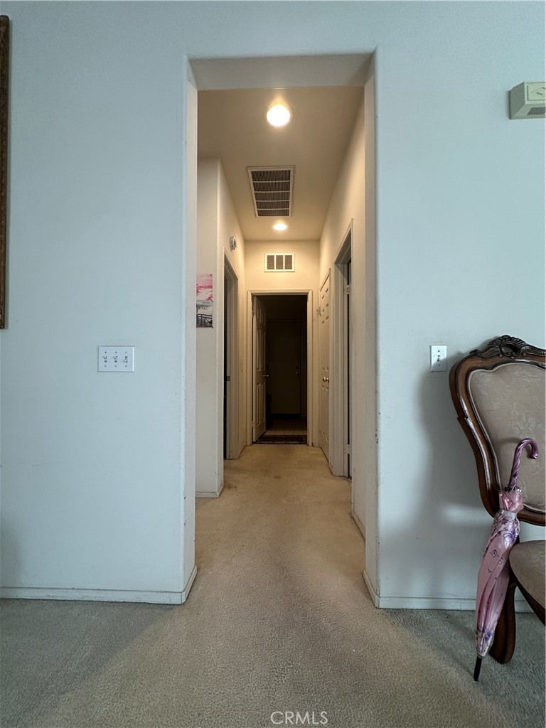 https://media.crmls.org/medias/24afe933-04f3-44c5-9581-96090441beff.jpg?preset=X-Large