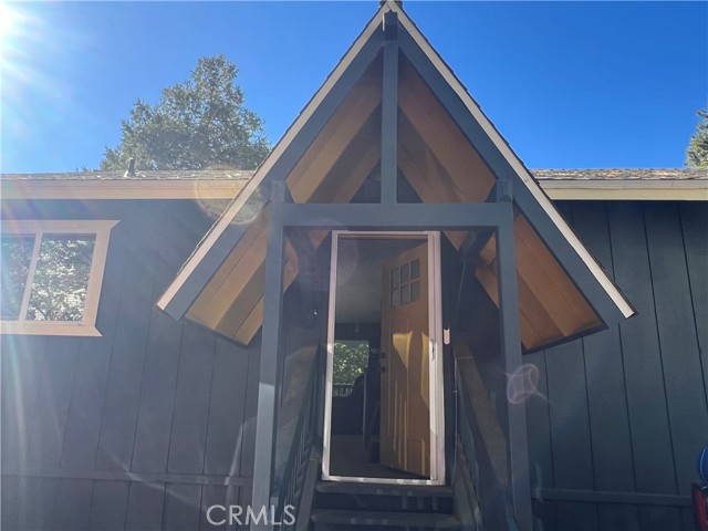 23857 Zuger Drive, Crestline, California 92325, 4 Bedrooms Bedrooms, ,2 BathroomsBathrooms,Residential Lease,For Rent,23857 Zuger Drive,CRIG24218370