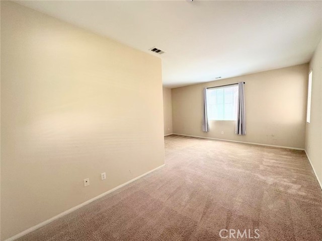 14601 Westfield Avenue, Chino CA: https://media.crmls.org/medias/24b1d8ea-df52-4aed-b44b-e0c6f6f552a7.jpg