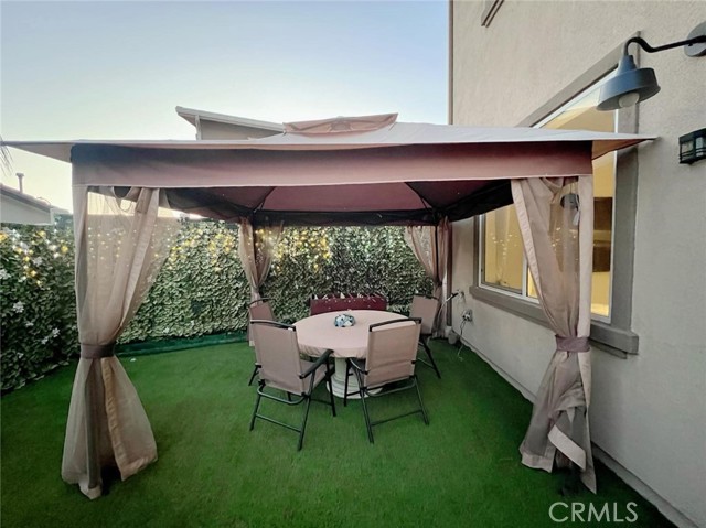 20910 Jennings Way, Newhall CA: https://media.crmls.org/medias/24b27a78-cec5-4f45-b226-450a8804d78d.jpg
