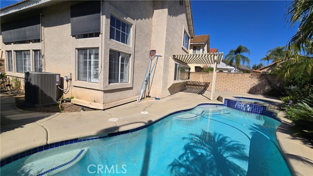 Detail Gallery Image 9 of 26 For 2192 Hedgerow Ln, Chino Hills,  CA 91709 - 3 Beds | 2/1 Baths