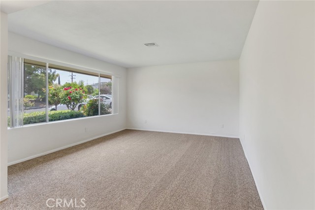 Detail Gallery Image 5 of 42 For 11466 Richardson, Loma Linda,  CA 92354 - 4 Beds | 2/1 Baths
