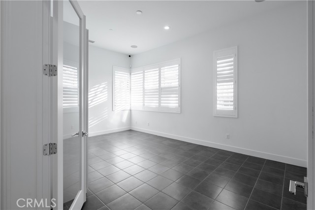 20043 Mersey Lane, Porter Ranch CA: https://media.crmls.org/medias/24b4915a-19b5-491b-8d3f-28e60c4e1f2d.jpg
