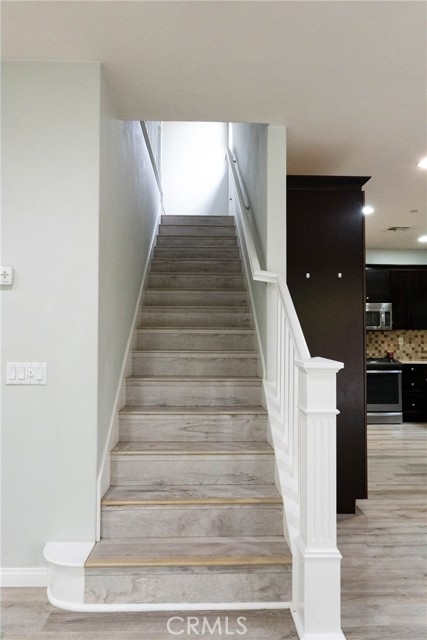 Detail Gallery Image 16 of 44 For 181 Bright Poppy, Irvine,  CA 92618 - 4 Beds | 3 Baths