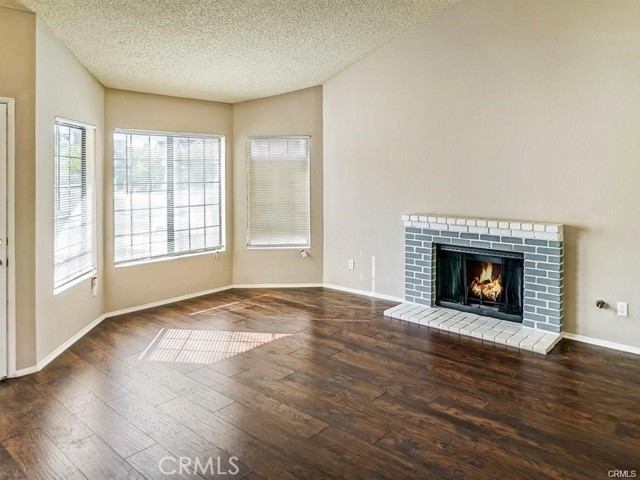 Detail Gallery Image 6 of 13 For 37514 Torrington St, Palmdale,  CA 93550 - 3 Beds | 2 Baths