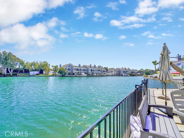 3512 Bravata Drive, Huntington Beach CA: https://media.crmls.org/medias/24b6a9c0-aa98-4d2a-8bca-024d0ffbbd10.jpg