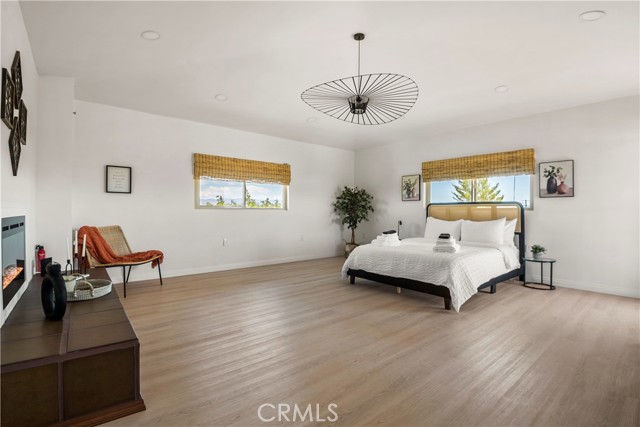 Detail Gallery Image 24 of 38 For 9150 10th Ave, Hesperia,  CA 92345 - 6 Beds | 3 Baths