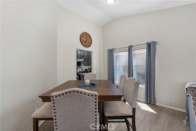 Detail Gallery Image 6 of 12 For 14579 Lilac Rd, Adelanto,  CA 92301 - 4 Beds | 2 Baths