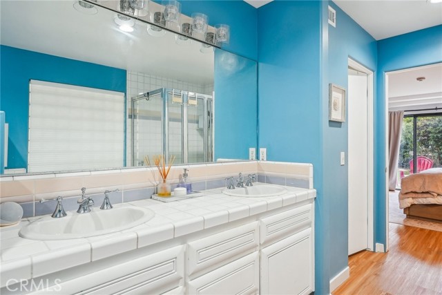 Detail Gallery Image 33 of 46 For 221 S Francisca Ave Unit a,  Redondo Beach,  CA 90277 - 3 Beds | 2/1 Baths