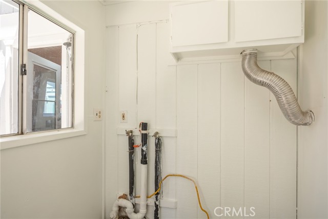 42641 Falcon Avenue, Big Bear Lake CA: https://media.crmls.org/medias/24b8932b-6739-49da-80f5-3f0f5d6095d5.jpg