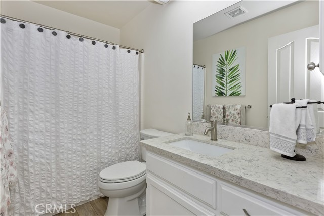 13660 SPRING VALLEY PKWY, Victorville CA: https://media.crmls.org/medias/24b8f069-ac6e-4cce-b306-e9cc0adc3d79.jpg