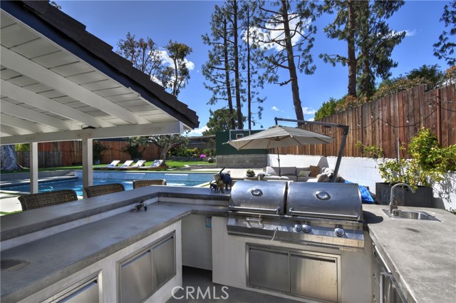 4751 Del Moreno Drive, Woodland Hills CA: https://media.crmls.org/medias/24b92dc4-f9d8-4596-9779-b9b8d1295d9e.jpg