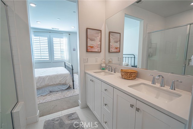 Detail Gallery Image 20 of 44 For 27068 Deer Way, Valencia,  CA 91381 - 2 Beds | 2/1 Baths