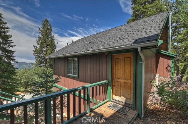 Detail Gallery Image 36 of 50 For 1377 La Crescenta Dr, Big Bear City,  CA 92314 - 3 Beds | 3/1 Baths