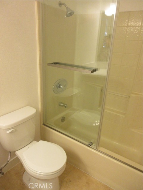 Detail Gallery Image 18 of 25 For 7330 Eton Ave #203,  Canoga Park,  CA 91303 - 2 Beds | 2 Baths