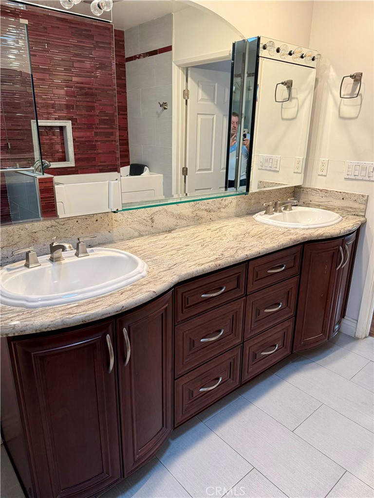 MLS #SR25272583 image #15