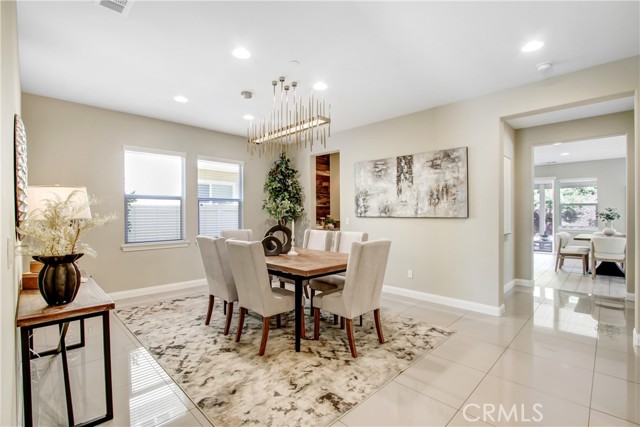 Detail Gallery Image 8 of 60 For 31454 Polo Creek, Temecula,  CA 92591 - 5 Beds | 4/1 Baths