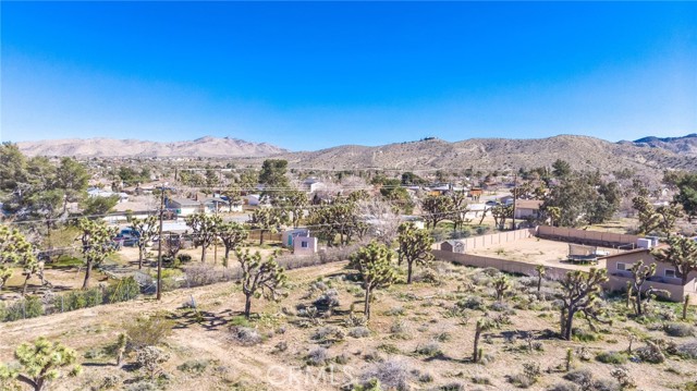 Detail Gallery Image 23 of 29 For 7411 Joshua Ln, Yucca Valley,  CA 92284 - 6 Beds | 2 Baths