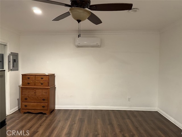Detail Gallery Image 3 of 5 For 21223 Velicata, Woodland Hills,  CA 91364 - 0 Beds | 1 Baths