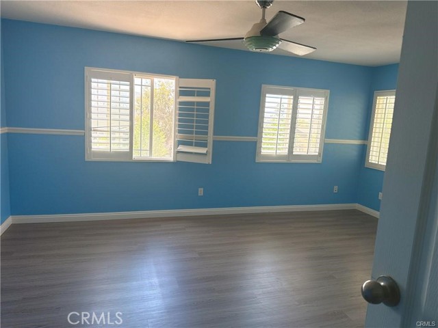 Detail Gallery Image 12 of 18 For 396 Suncup, Hemet,  CA 92543 - 4 Beds | 3 Baths