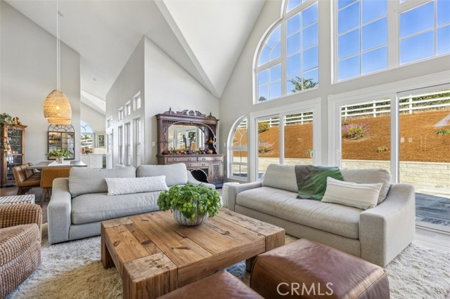 Detail Gallery Image 9 of 44 For 172 Falcon Crest, Arroyo Grande,  CA 93420 - 4 Beds | 3 Baths