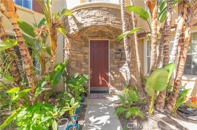 Detail Gallery Image 3 of 32 For 31927 Manzanita Ln, Lake Elsinore,  CA 92532 - 6 Beds | 3 Baths