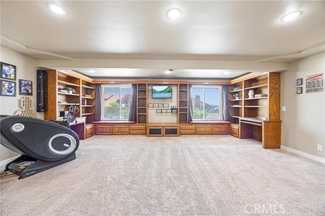 8010 Rosebud Street, Rancho Cucamonga CA: https://media.crmls.org/medias/24bf4cbd-9f5f-41ac-a661-0c5528c3390a.jpg